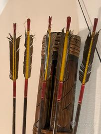 Arco artigianale indonesiano