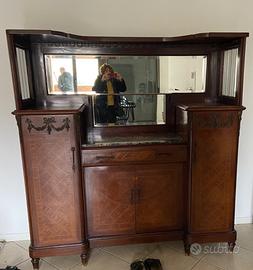 Mobili stile Liberty