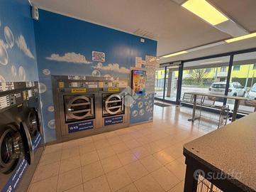 NEGOZIO A VILLAFRANCA DI VERONA