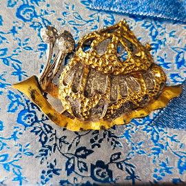 PIER CARDIN-BROOCH ANNI 70