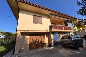 CASA IN BIFAMILIARE ALLE PORTE DI MARANO LAGUNARE