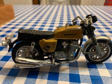 Modellino moto