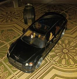 Dodge Magnum Dub City Jada Toys 1/18 APRIBILE 