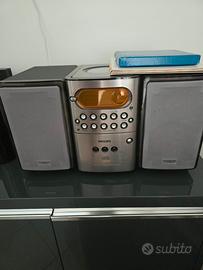 Stereo Micro Hi-Fi ( CD, radio, cassette) + casse 