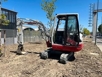 Scavi Movimento Terra Demolizioni Giardinaggio