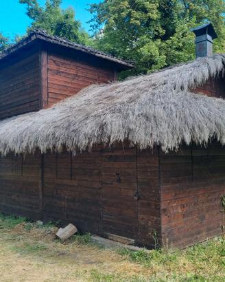 Casetta legno 7 X 4 mt altezza 4,5 mt