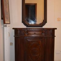 Mobile basso  con specchiera coordinata