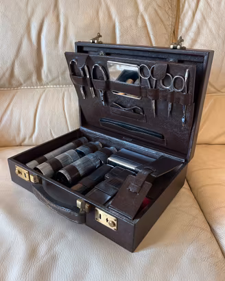 Trousse da viaggio G.Lorenzi-via Montenapoleone