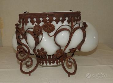 Vaso in vetro bianco