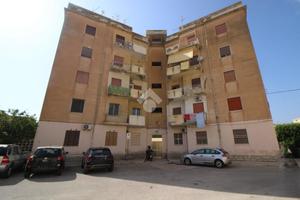 3 LOCALI A ERICE