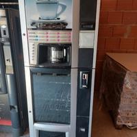 distributore automatico combinato saeco
