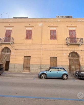 Cv117 stabile nobiliare con giardino