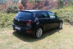 Volkswagen Golf 7.5 2017 business Highline 1.6TDI