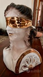 Statua “Cieca di Sorrento” in ceramica