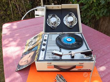 Da collezione..fonovaligia LESA stereo