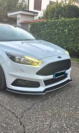 front splitter v3 Maxton per ford Focu st 