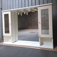 Specchiera bagno laccata 3 luci