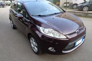 FORD Fiesta + 1.2 82CV 5 porte