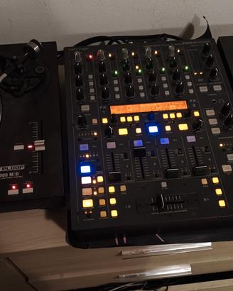 giradischi reloop  con mixer behringer e puntine 