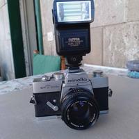 Macchina fotografica Reflex vintage MinoltaSRT303B