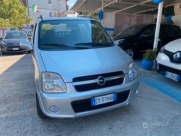 Opel Agila 1.2 16V Club