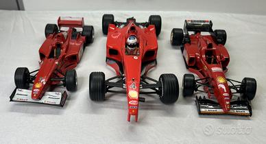 Lotto 3 Ferrari F1 1:24/1:18 Bburago + Hot Wheels