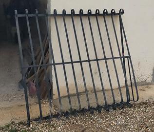 Inferriata protezione misure 142 x 130 altezza