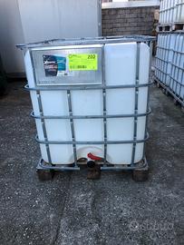 Cisterna 1000 litri per diversi usi