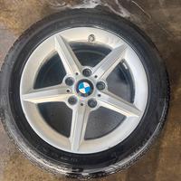 Cerchi con gomme da neve bmw