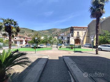4 LOCALI A SANTA MARIA A VICO