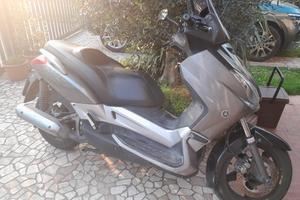 XMAX 250 anno 2008