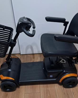 Scooter per anziani/disabili