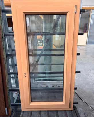 Finestra in PVC Ad Anta Unica Effetto Legno Chiaro