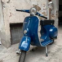 Vespa 125 primavera ET3 restaurata