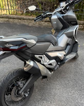 Honda XADV 750