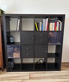 Libreria nera Ikea