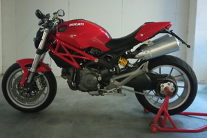 Ducati Monster 1100