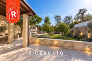 Villa di 240 m² con 2 locali a San Donato di Lecce