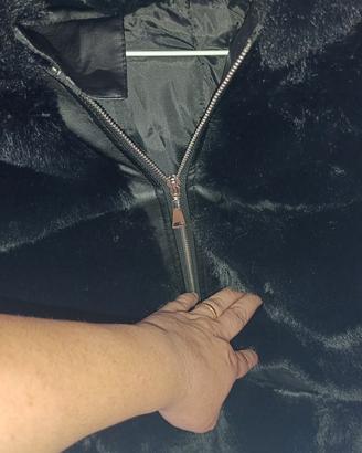giacca eco pelle  con pellicciotto nuova  tg sbagl