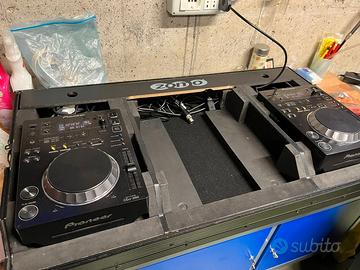 Coppia Pioneer CDJ-350 + Flightcase