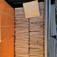 Piastrelle quadrate smaltate arancio 10x10 e 20x20