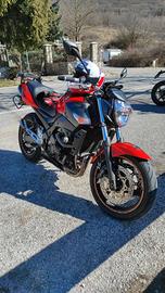 Suzuki gsr 600 