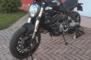 DUCATI MONSTER 821 FOGARTY SOLO 1000KM ORIGINALI!