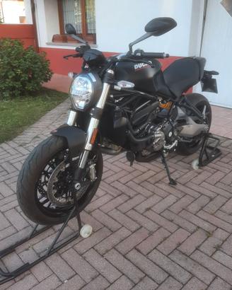 DUCATI MONSTER 821 FOGARTY SOLO 1000KM ORIGINALI!