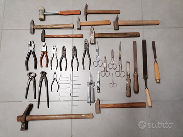 Utensili vari (chiavi pinze martelli forbici lime)