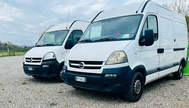 Flotta furgoni Opel Movano 2.5 Dtci