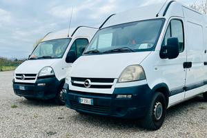 Flotta furgoni Opel Movano 2.5 Dtci