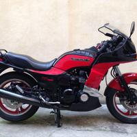 Kawasaki gpz 750 turbo