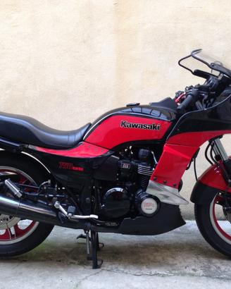 Kawasaki gpz 750 turbo