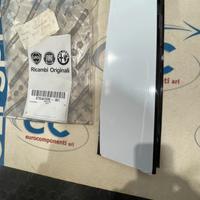 735467830 Modanatura porta destra Lancia Ypsilon